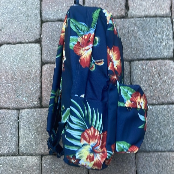 VANS OLD SKOOL III BACKPACK 
VN0A3IGRYKU
NWT - Picture 8 of 16